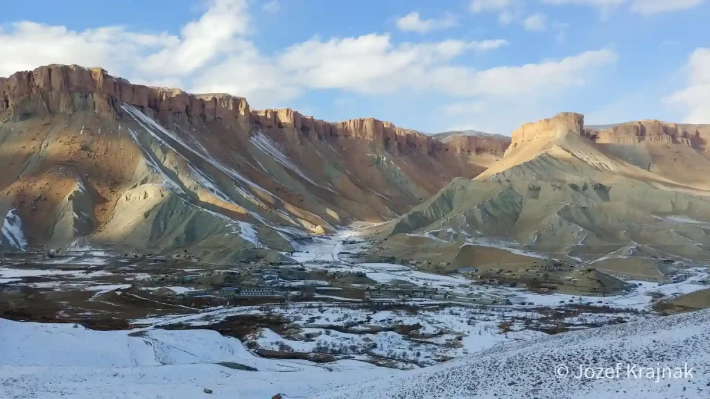 Pre milovníkov prírody nie je nič lepšie ako navštíviť národný park Bamyan alebo Band-e-amir.