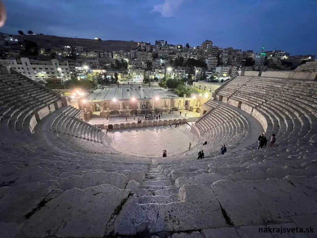 Cestovanie do Jordanska Amman amfiteater